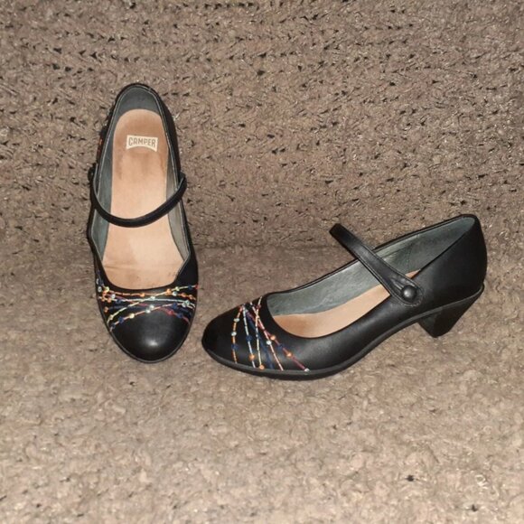 CAMPER-Twins-Black-Looks like Xmas lights-Mary Janes-Sz 35-Excellent - Picture 1 of 7